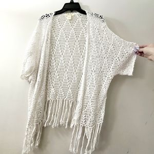 Lucky & Coco White Crochet Kimono Shawl Sweater Size S/M